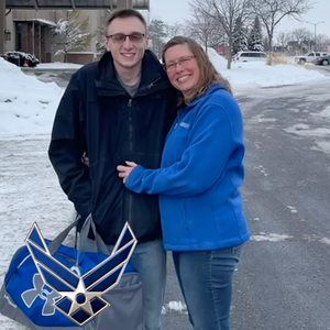 Meet your Posher, Kim